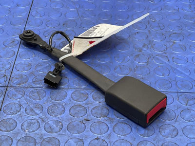 2013 Chevrolet Malibu Front Seat Belt