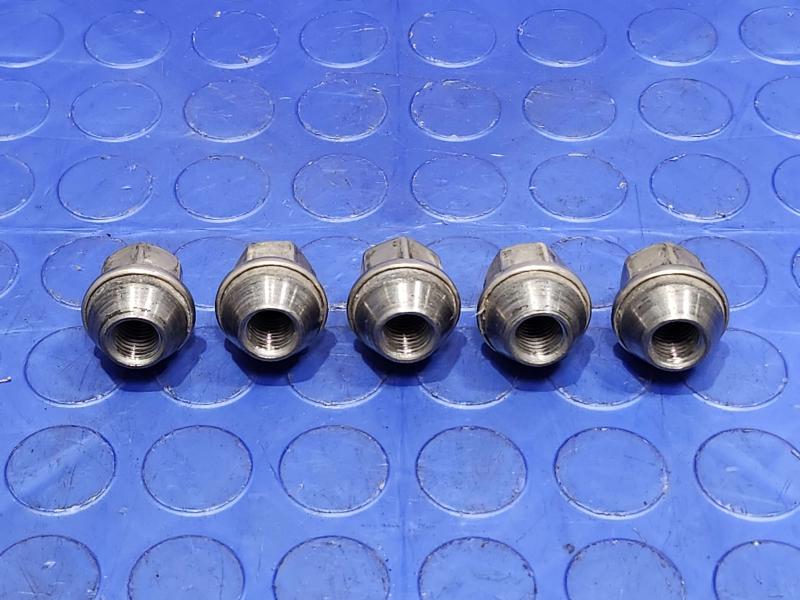 2020 Ford Escape Lug Nuts