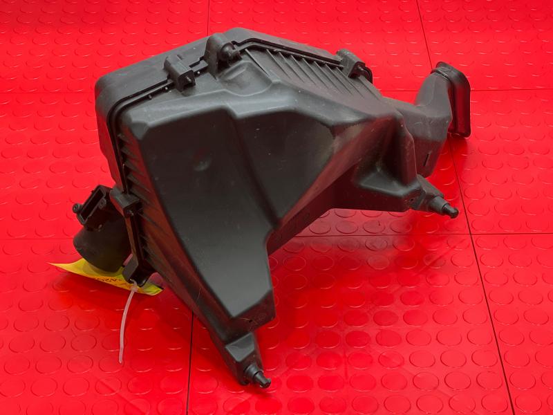 2016 Chevrolet Volt Air Cleaner