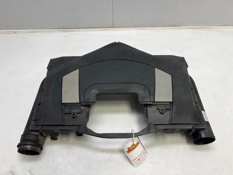 2008 Mercedes R-Class Air Cleaner