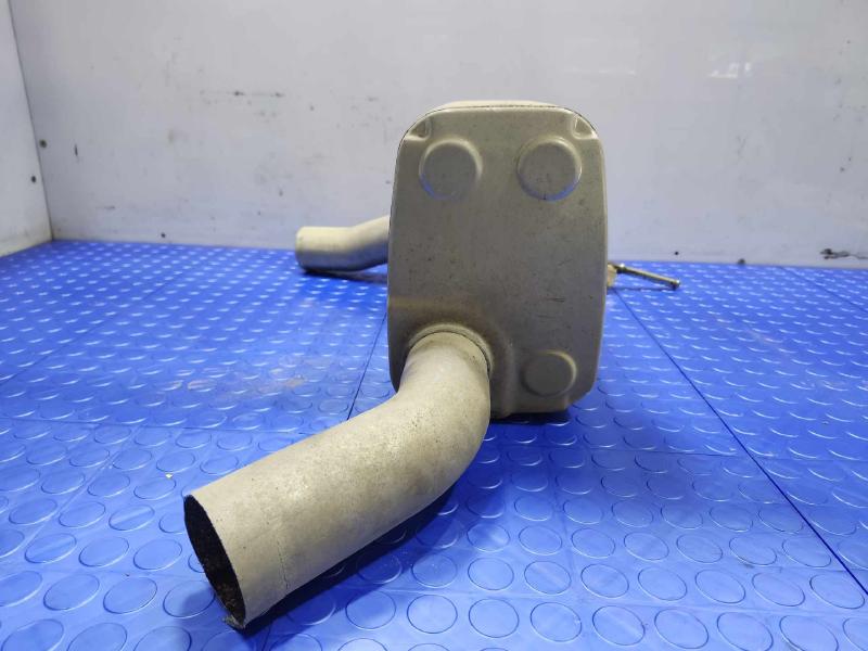 2021 Chrysler Voyager Muffler