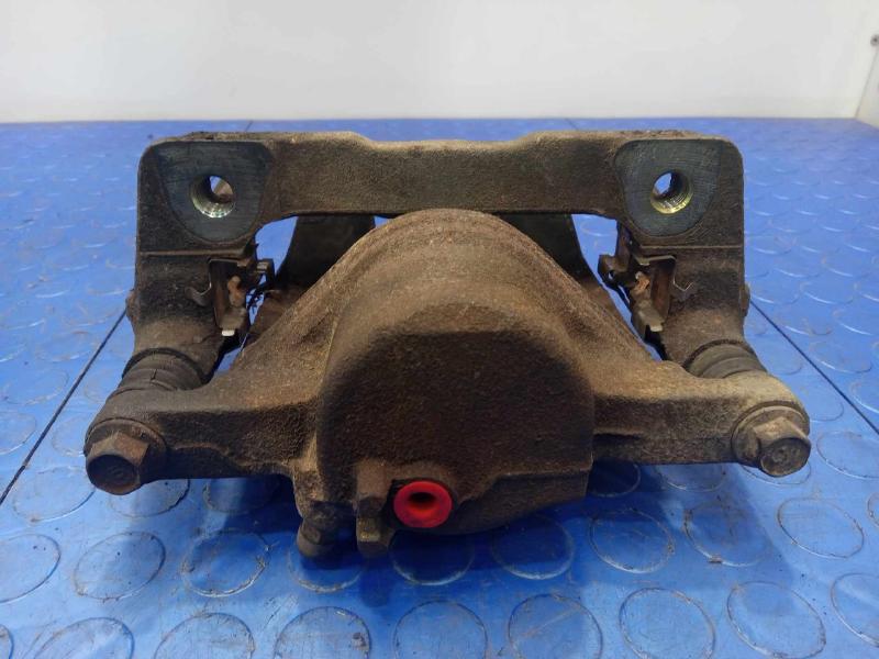 2001 Honda CR-V Caliper