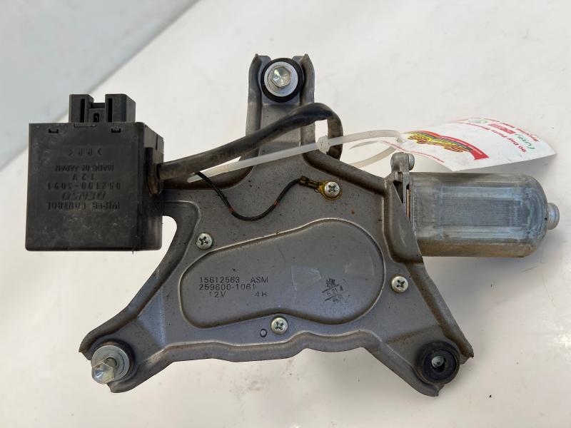 2006 - 2010 Hummer H3 Rear Wiper Motor OEM 15943193