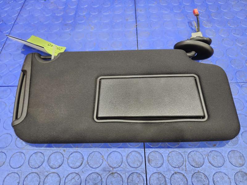 2013 Chrysler 300 Sun Visor