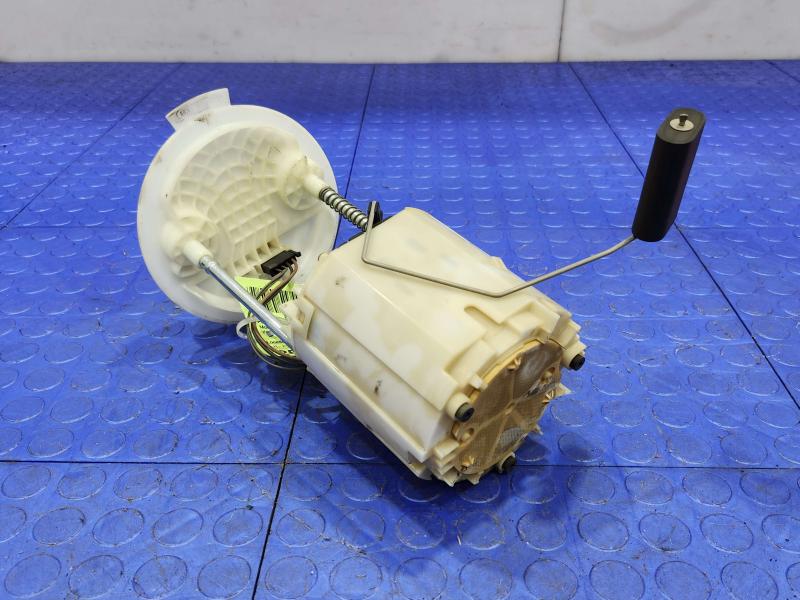 2013 Chrysler 300 Fuel Pump
