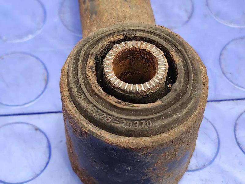 2010 Toyota Highlander Lower Control Arm Rr