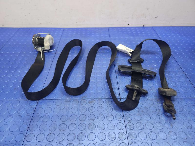 2013 Dodge Durango Rear Seat Belt