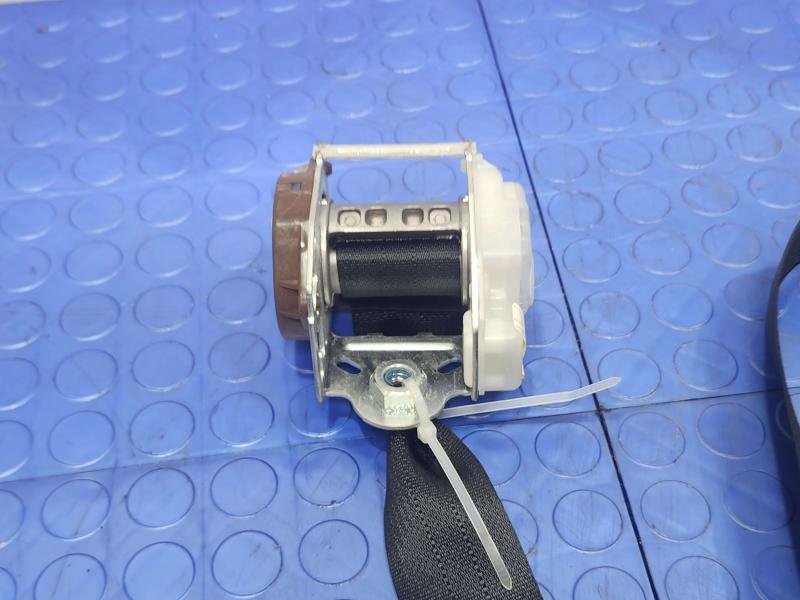 2013 Dodge Durango Rear Seat Belt