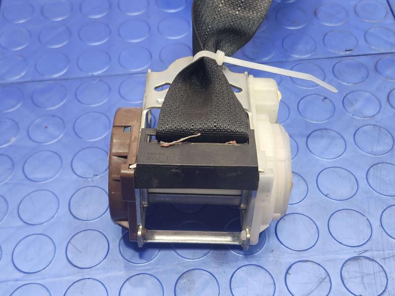2013 Dodge Durango Rear Seat Belt