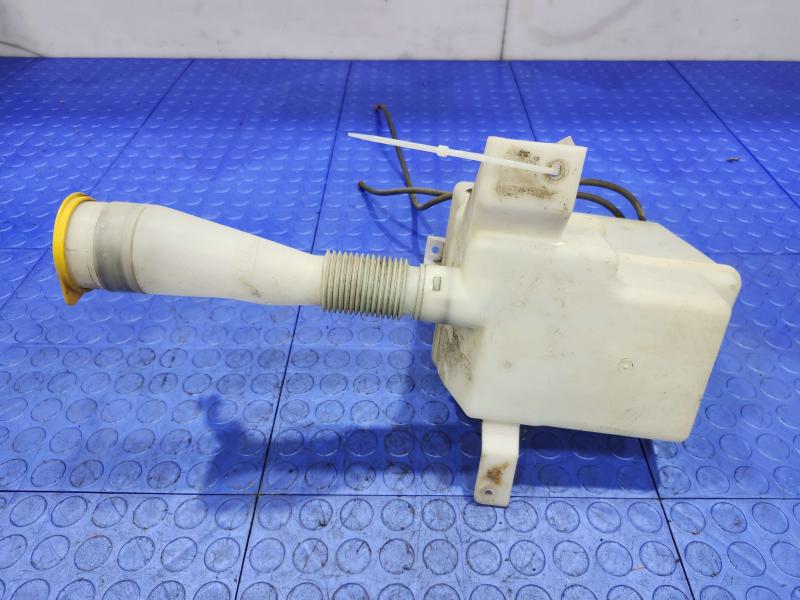 2008 Subaru Legacy Washer Bottle