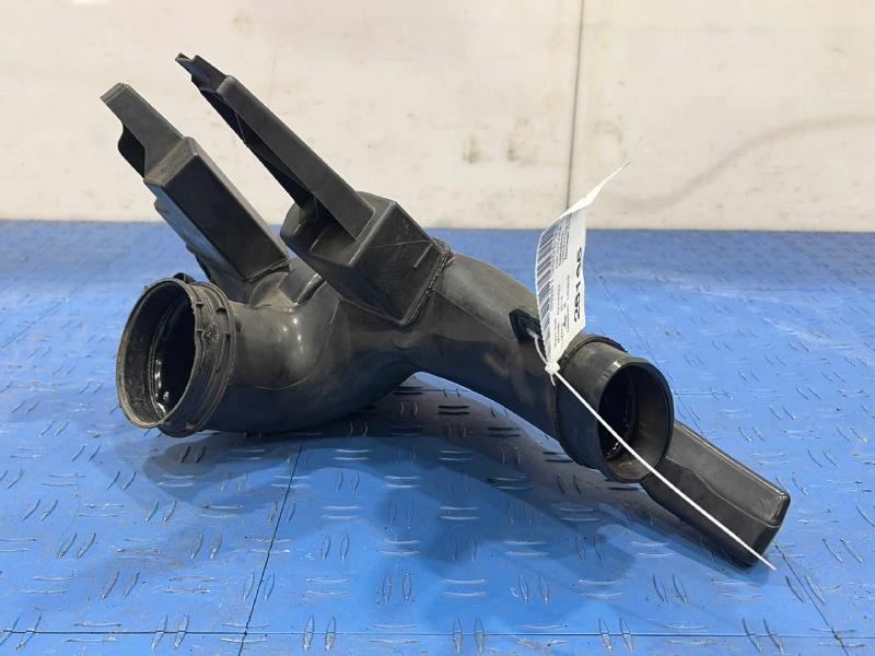 2016 Land Rover Range Rov Air Intake Tube/Resonator