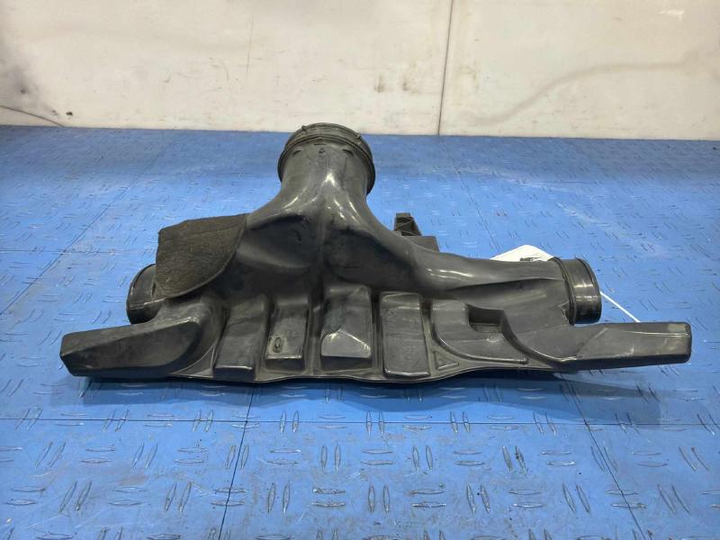 2016 Land Rover Range Rov Air Intake Tube/Resonator