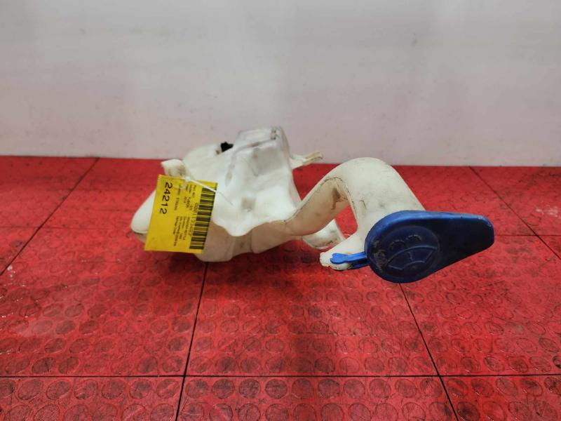 2014 Ford Fusion Washer Bottle