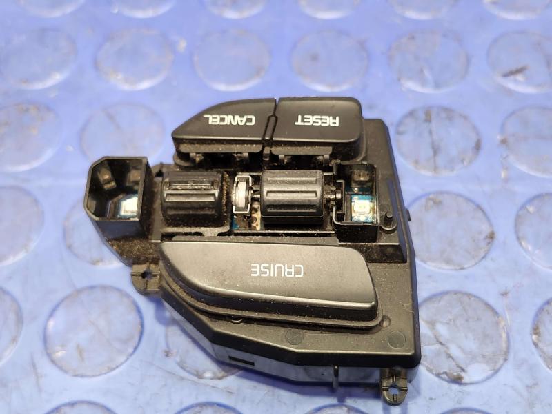 2016 Kia Sedona Combination Switch