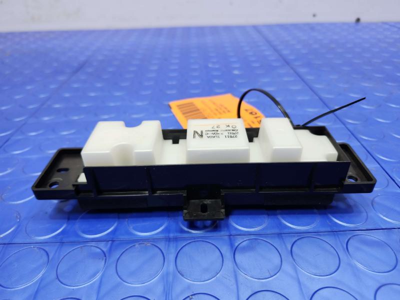 2011-2020 Infiniti QX56 QX80 Rear Temperature Climate Control Panel OEM 275111LK0A