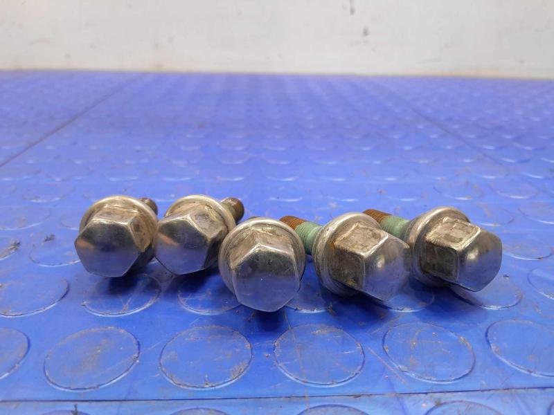 2018 Jeep Compass Lug Nuts