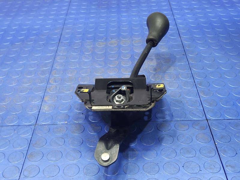 2016 Chevrolet Silverado 1500 Floor Shifter