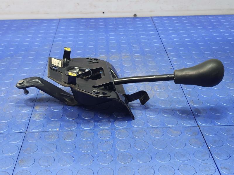 2016 Chevrolet Silverado 1500 Floor Shifter