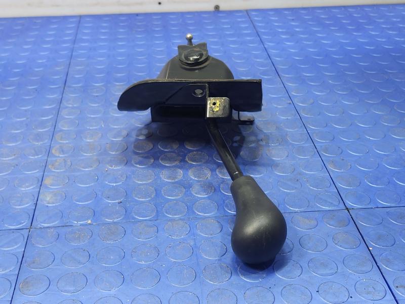 2016 Chevrolet Silverado 1500 Floor Shifter