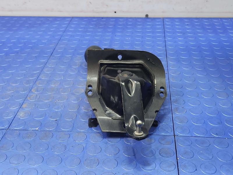 2016 Chevrolet Silverado 1500 Floor Shifter
