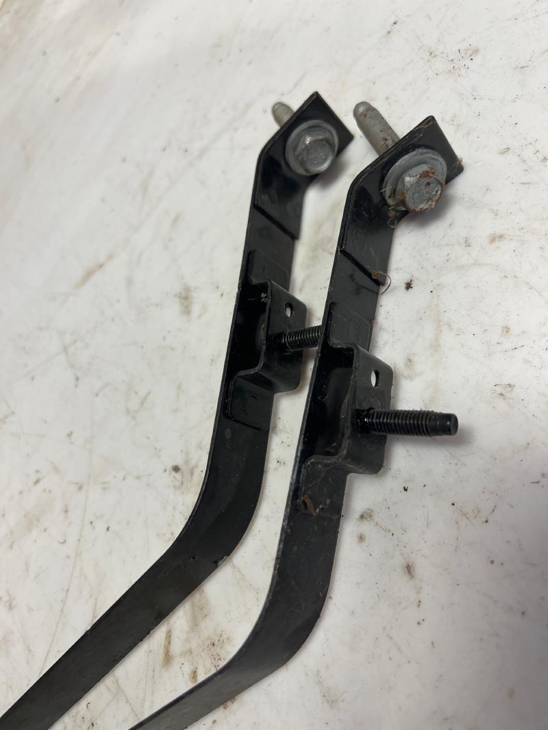 2016 Jeep Patriot Fuel Tank Strap