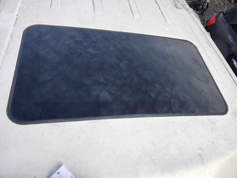 2010 Land Rover Range Rov Roof Glass (Glass Only)