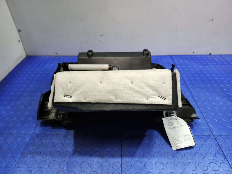 2014 Nissan Maxima Glove Box