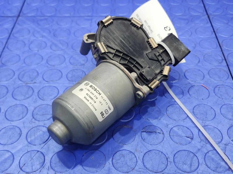 2012-2019 Volkswagen Beetle Windshield Wiper Motor Genuine OEM 5C3955119