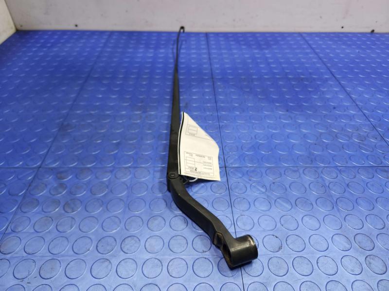 2016 Nissan Rogue Wiper Arm