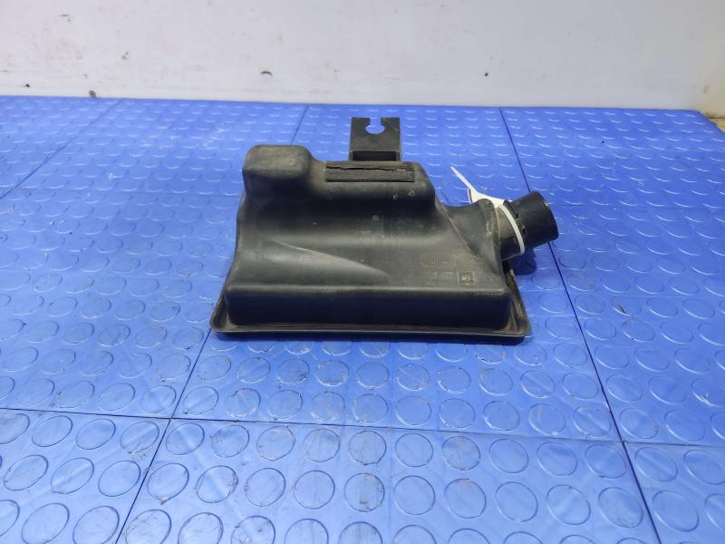 2019 Chevrolet Silverado 3500 Air Intake Tube/Resonator