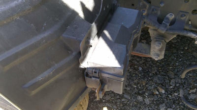 2000 Isuzu NPR Engine Fuse Box