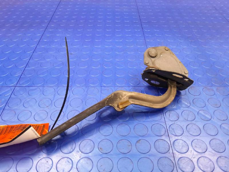 1991-1992 Ford Ranger Hood Hinge Right Passenger Side Genuine OEM F1TZ16796A ,RH
