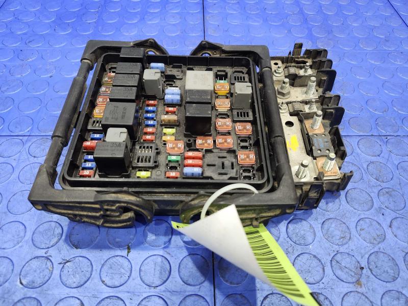 2016 Cadillac ATS Engine Fuse Box