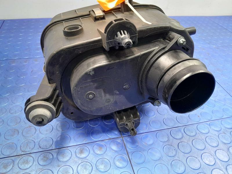 2018 Maserati Ghibli Air Cleaner