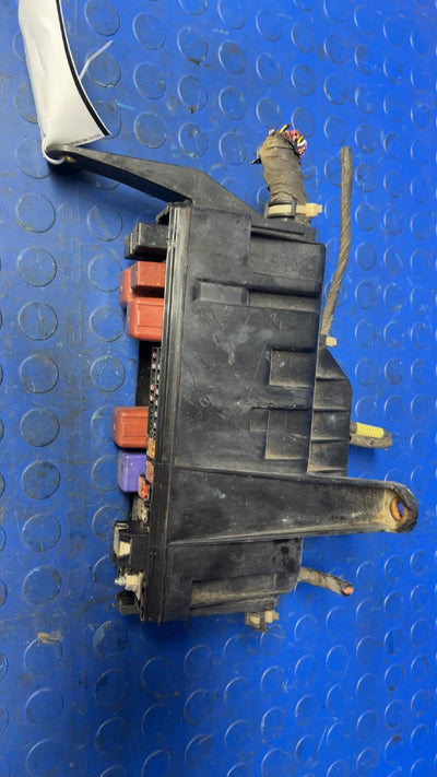 2002 Toyota Tundra Engine Fuse Box