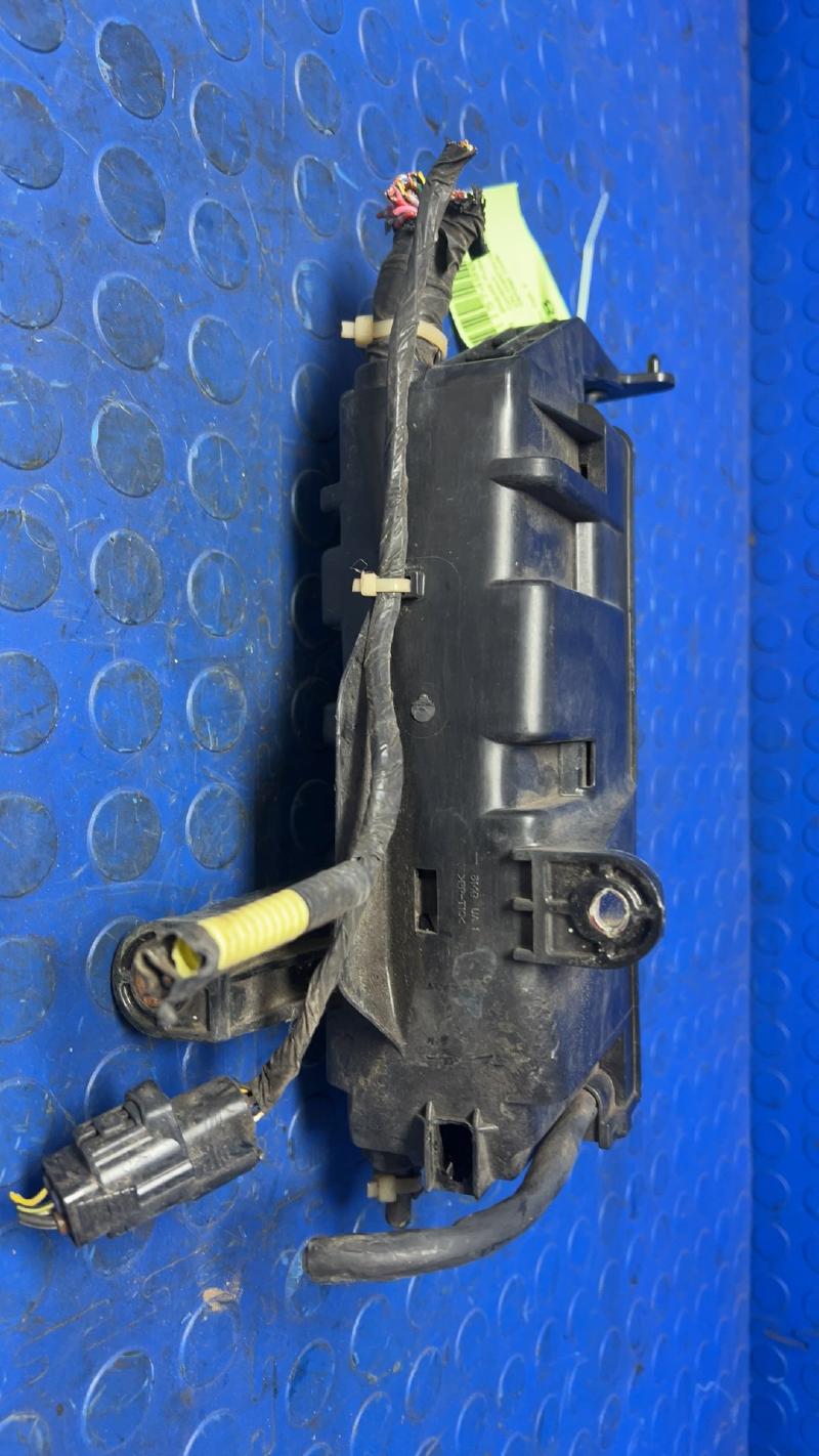 2002 Toyota Tundra Engine Fuse Box