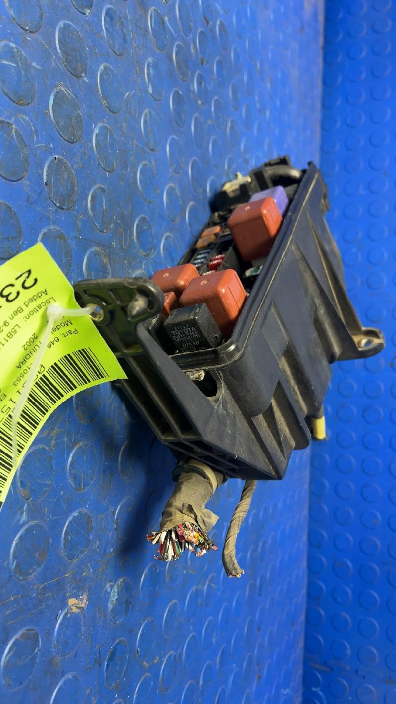 2002 Toyota Tundra Engine Fuse Box