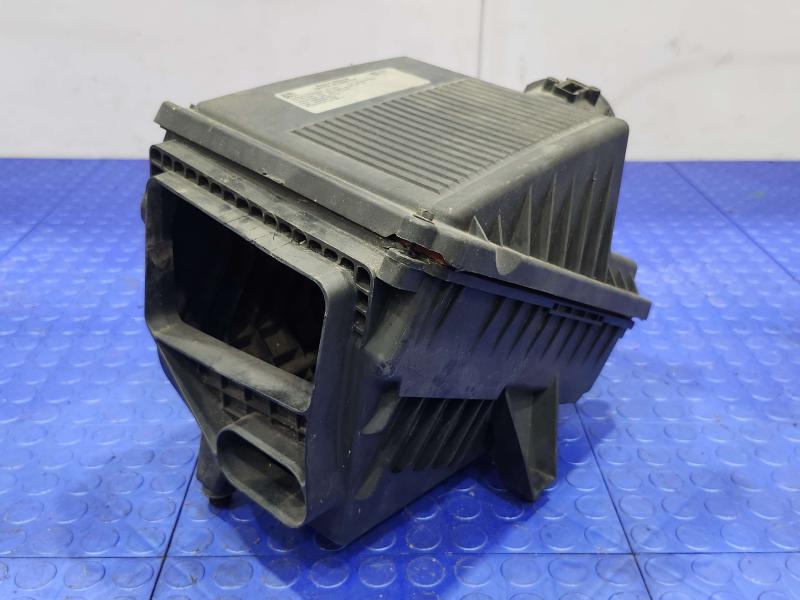 2017 Chevrolet Silverado 2500 Air Cleaner