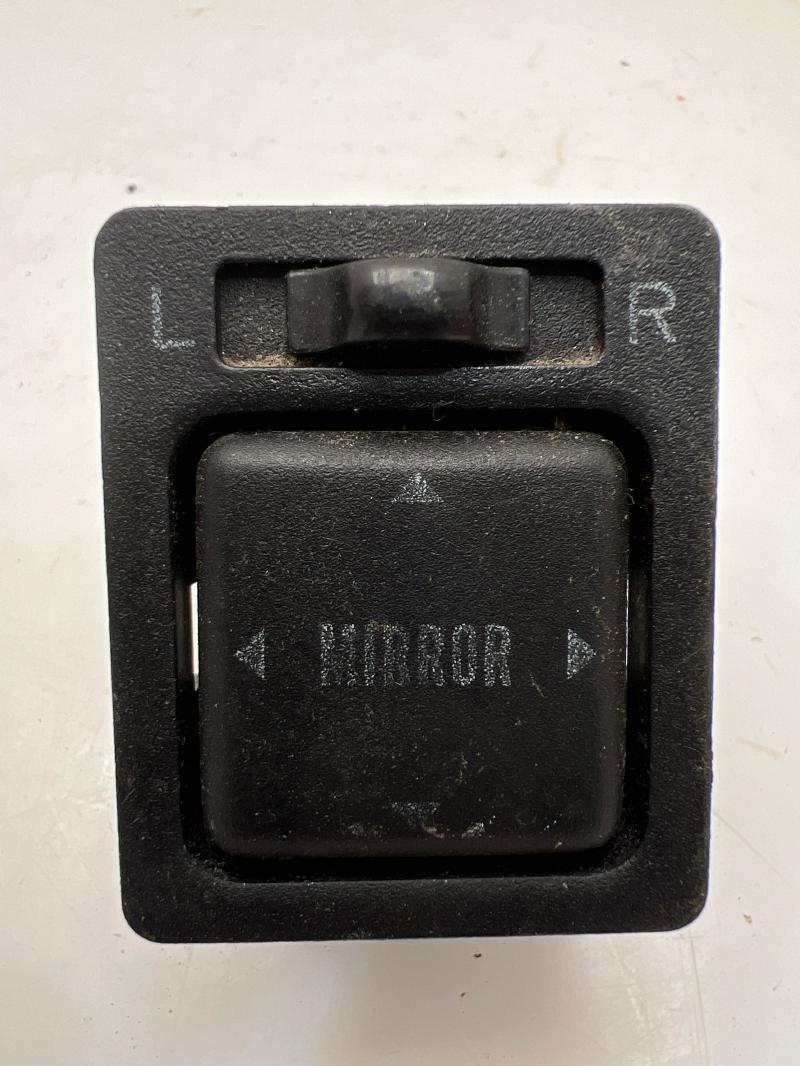 1997 Toyota RAV4 Mirror Switch