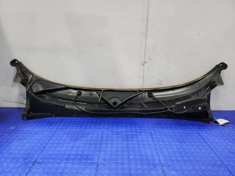 2001-2004 Dodge Dakota Cowl Panel Cover Grille Air Inlet OEM 55055986AG