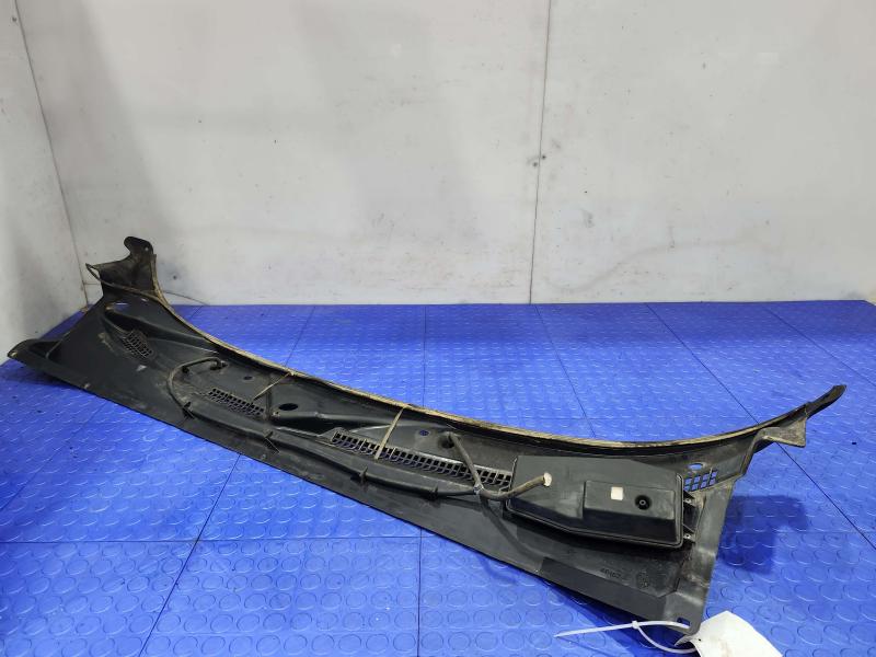 2001-2004 Dodge Dakota Cowl Panel Cover Grille Air Inlet OEM 55055986AG
