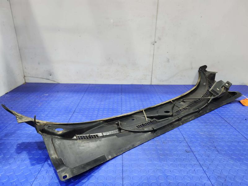 2001-2004 Dodge Dakota Cowl Panel Cover Grille Air Inlet OEM 55055986AG