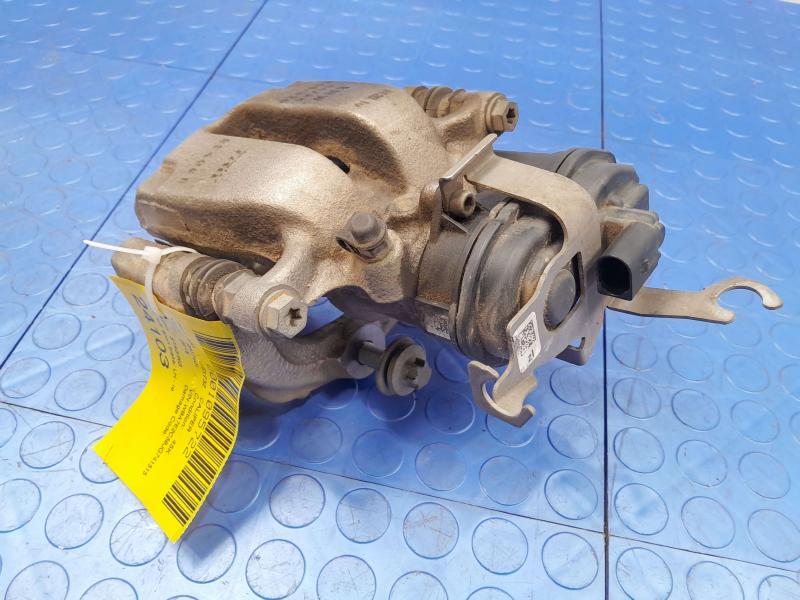 2018 BMW 740I Caliper