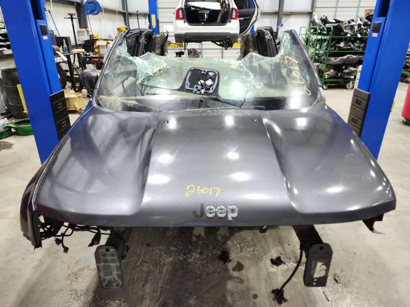 2020 Jeep Renegade Hood