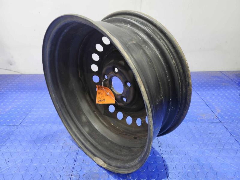 2015 Nissan Rogue Wheel