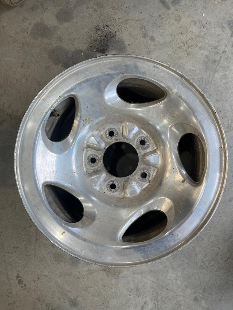 1998 Ford F-150 Wheel
