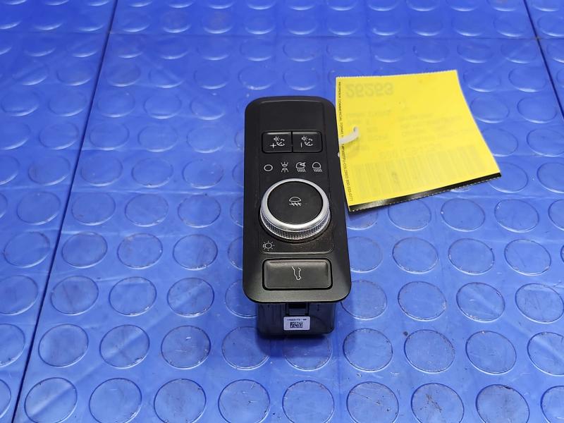 2020 Ford Escape Headlight Switch (Dash Mtd)