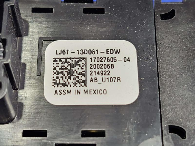 2020 Ford Escape Headlight Switch (Dash Mtd)