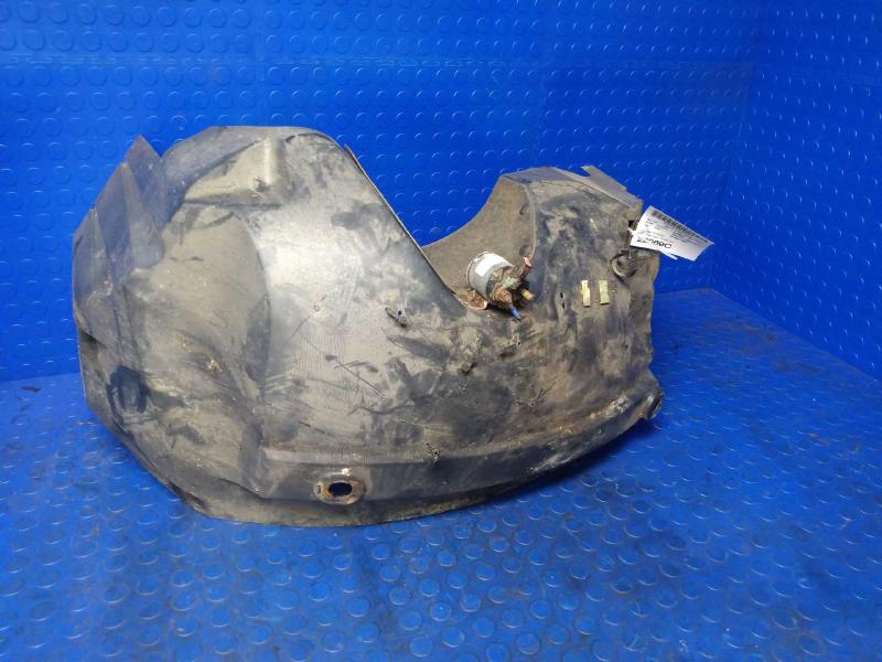 2003 - 2011 Ford Crown Victoria Front Fender Liner RH Passenger Side OEM 6W7Z16054A
