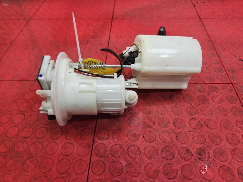 2016-2020 Kia Optima Tank Mounted Fuel Pump Assembly Genuine OEM 31110D5500